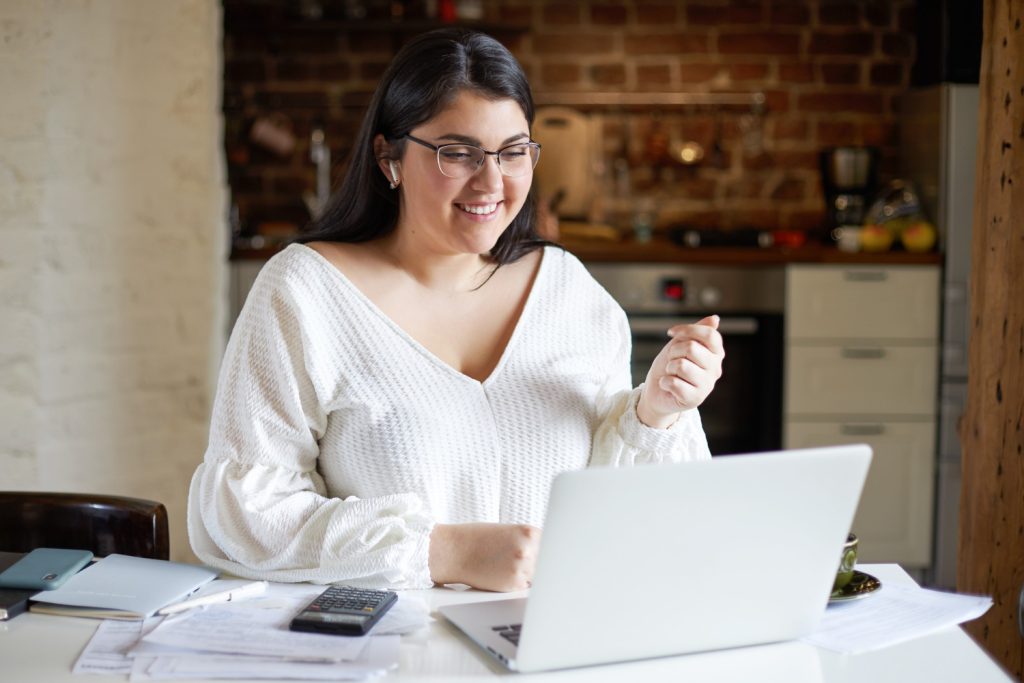 Conocer diferentes tips de finanzas personales te ayudará a ahorrar y cumplir nuevas metas.